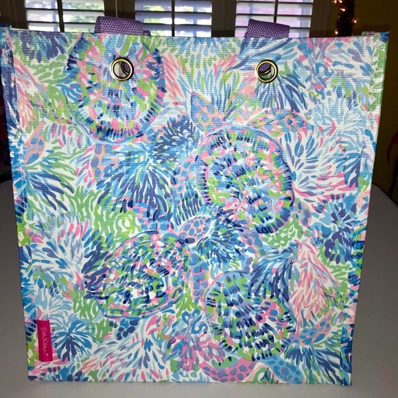 Lilly Pulitzer Market Tote Shell Of A Party - Picture 6 of 16